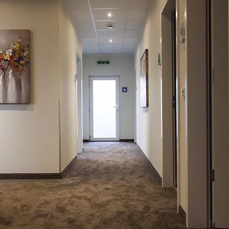 Hotel Nacht-quartier *