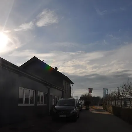 Nacht-quartier * Willich