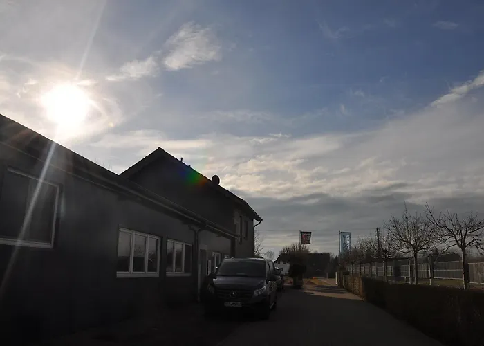 Nacht-quartier * Willich